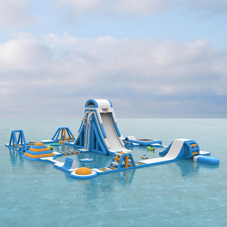 outdoor inflatable water park4